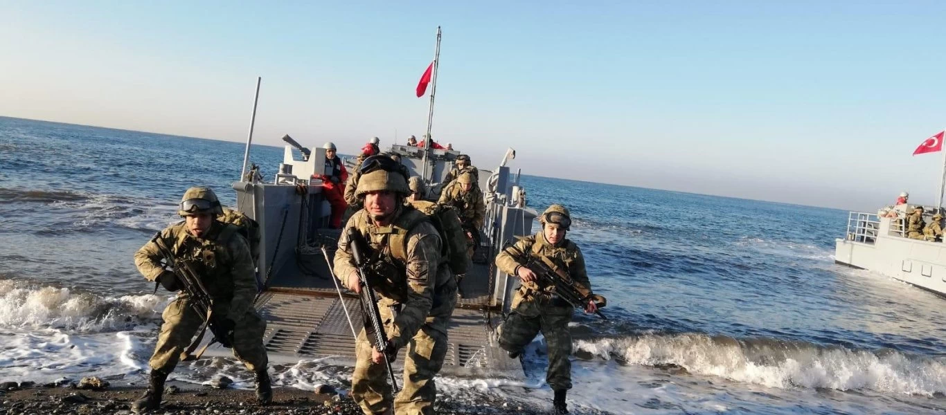 Άσκηση ψυχολογικού πολέμου με αποβατική επιχείρηση από τους Τούρκους πεζοναύτες απέναντι από την Χίο
